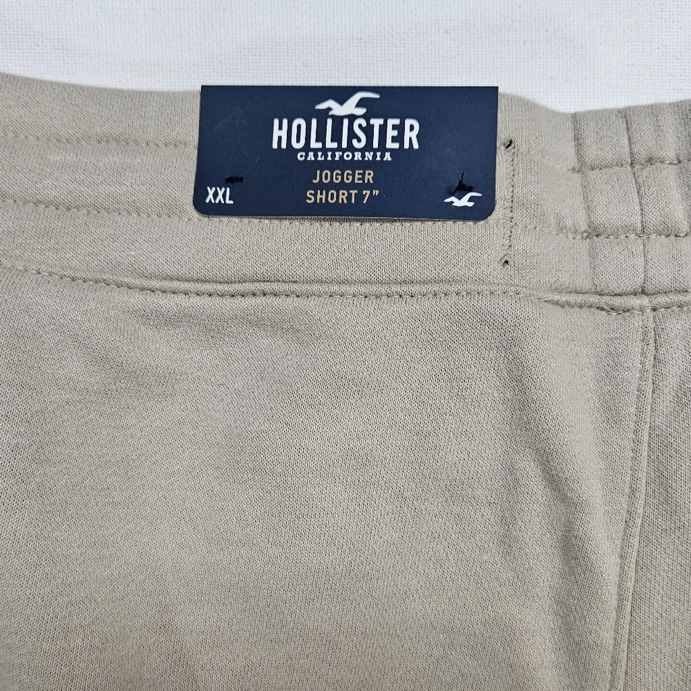 Hollister Shorts Mens XXL Tan Athletic Joggers Adjustable Waist Y2K Preppy Style
